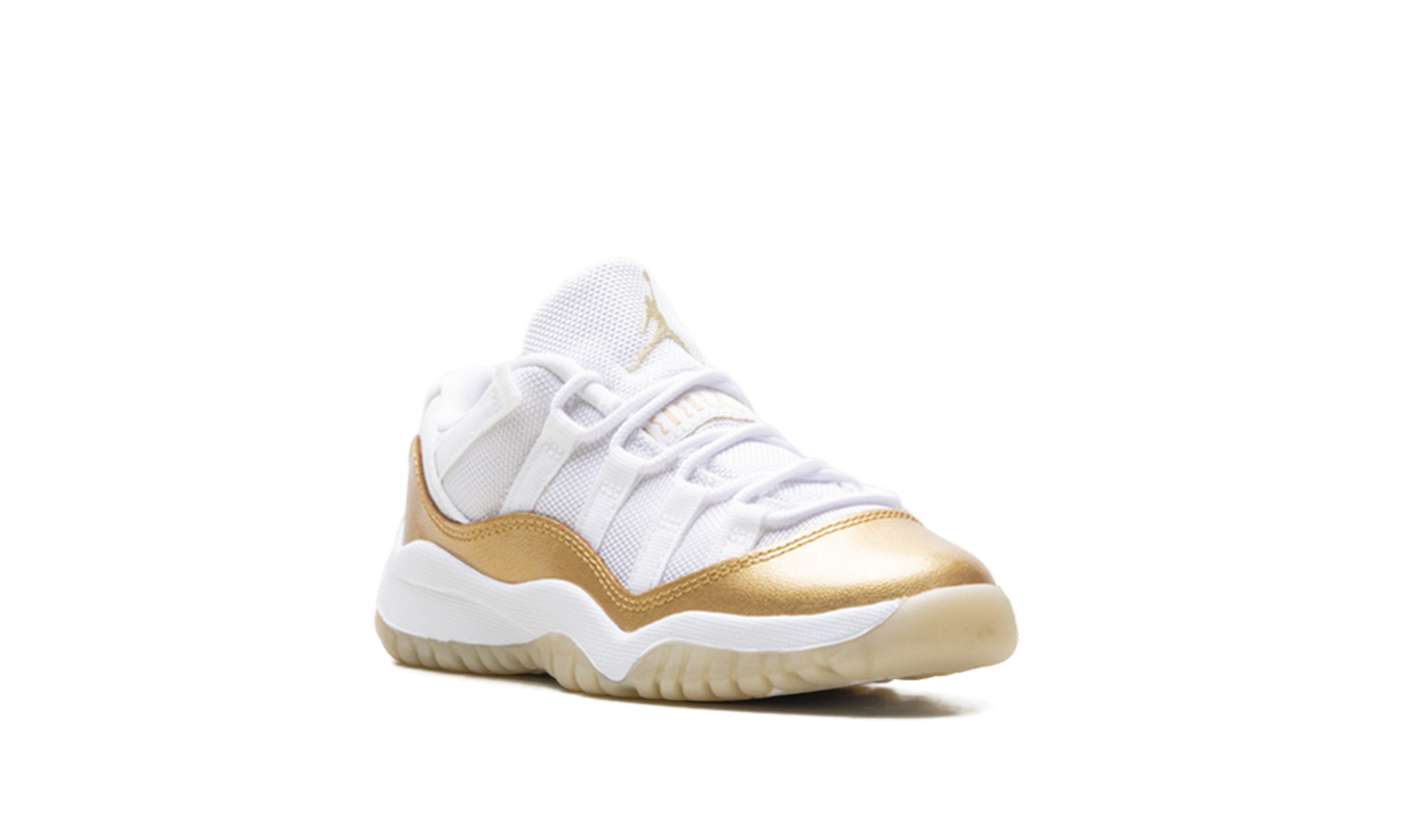 Air Jordan 11 Retro Low PS Mother's Day 580522 102