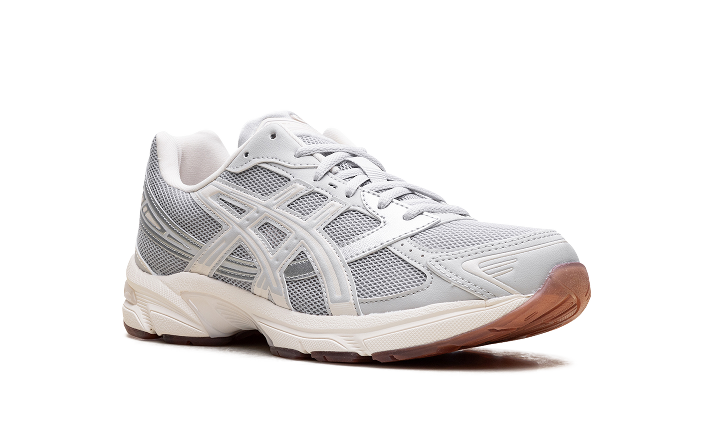 Gel-1130 WMNS Cloud Grey Gum 1202A514 020