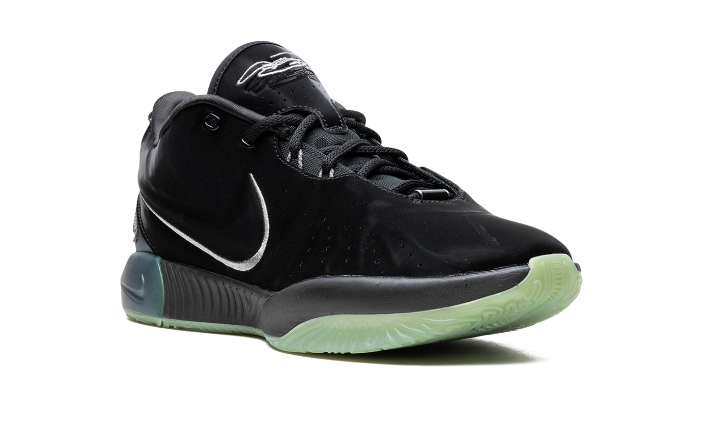 LeBron 21 Tahitian FB2238 001