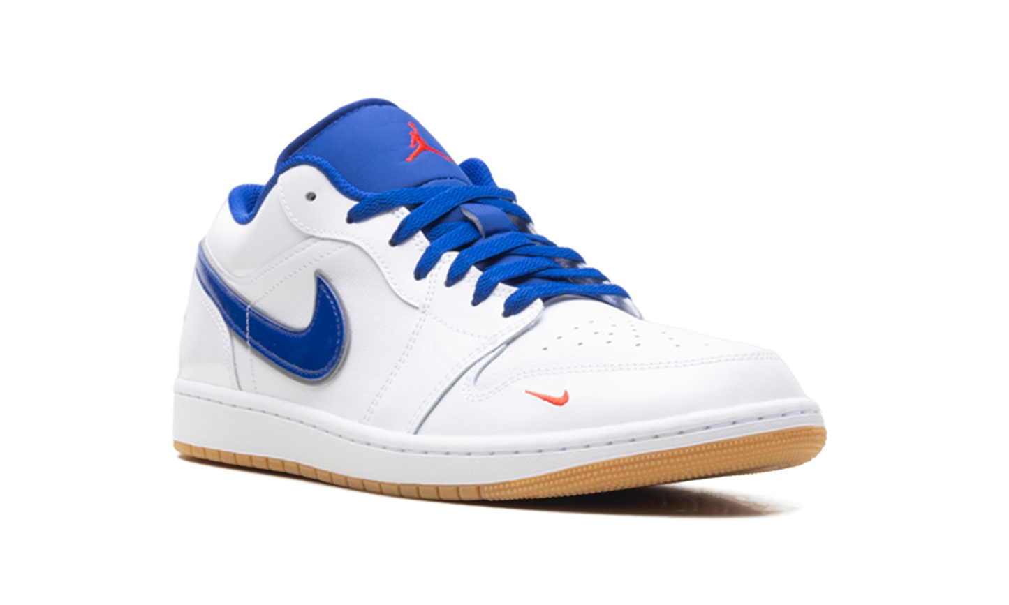 Air Jordan 1 Low SE Dodgers IQ0400 100