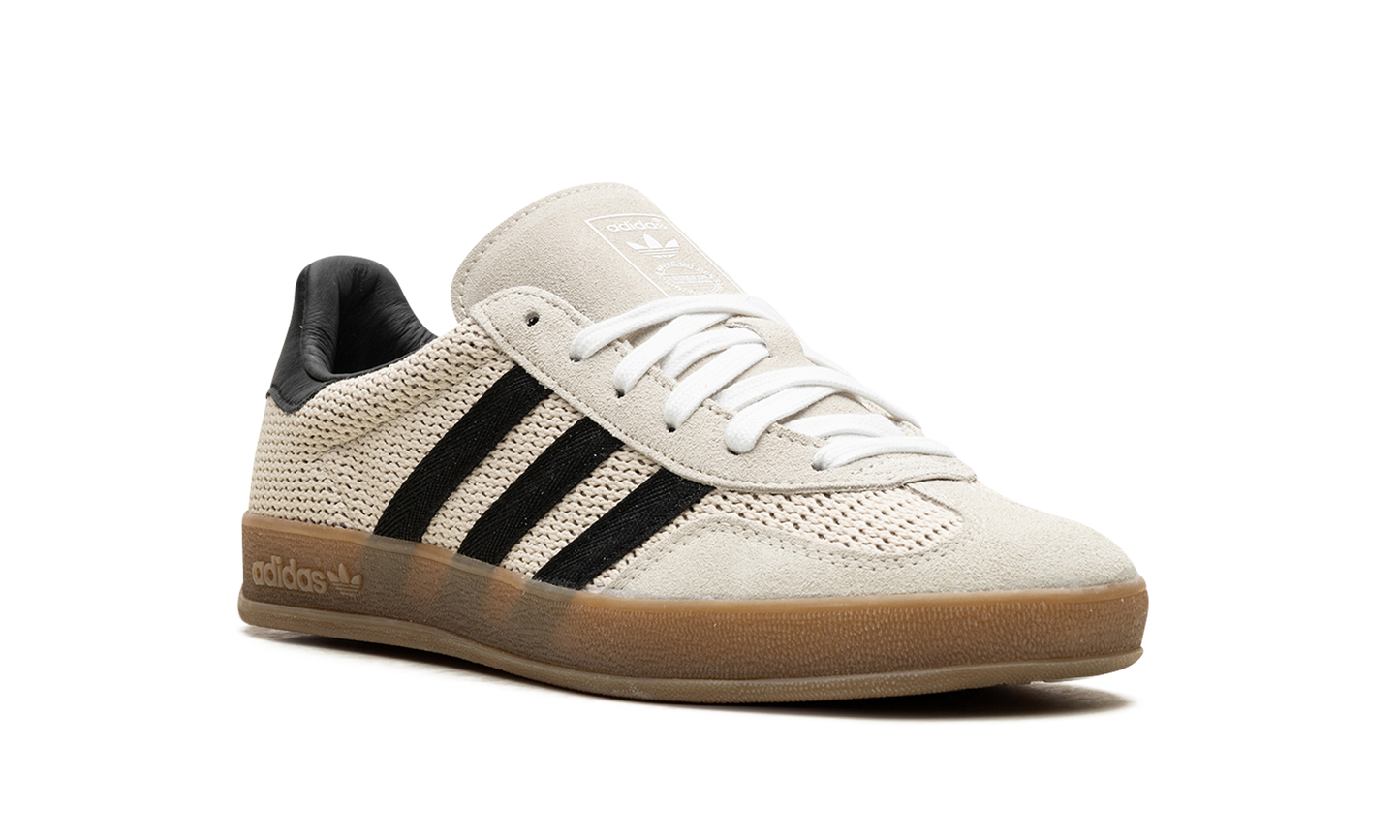Gazelle Indoor Aluminum / Core Black IH4769