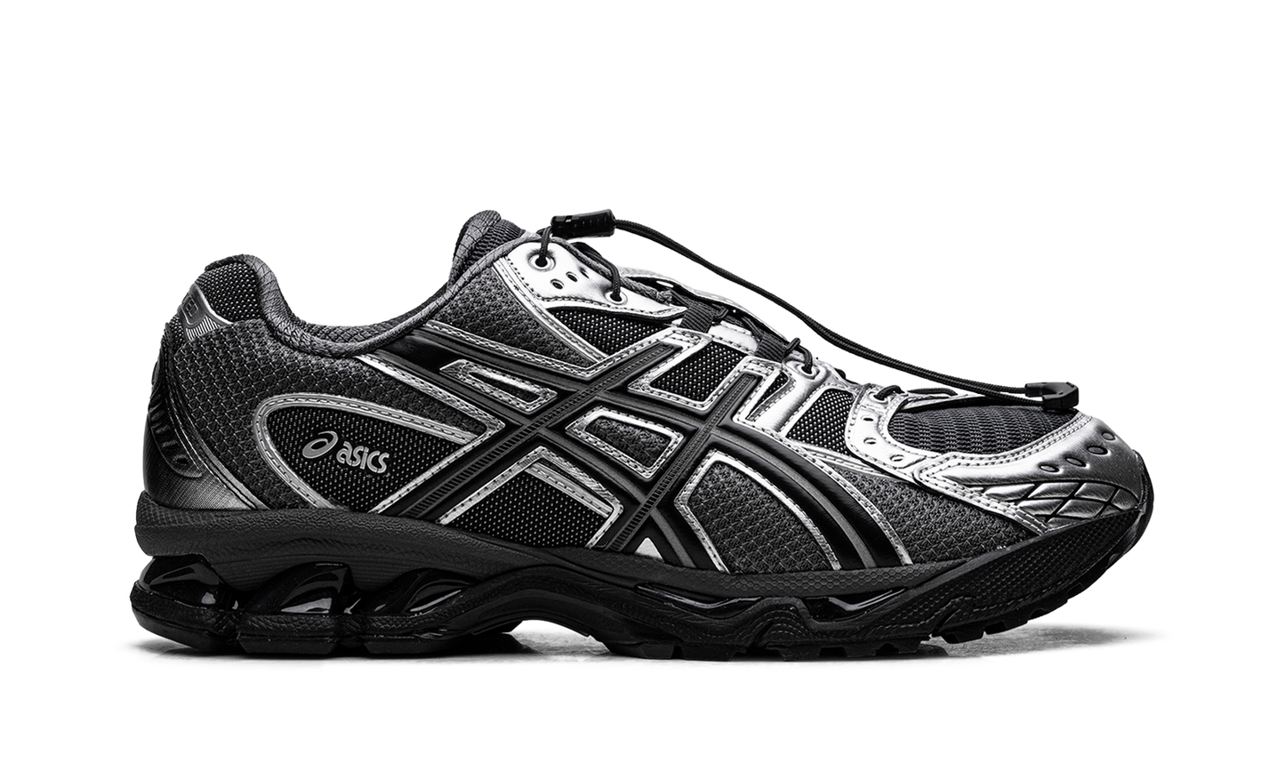 Gel-Nimbus 10.1 Unaffected Silver Black 1203A836 020