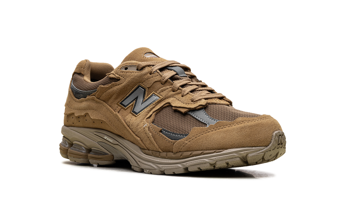 2002R Gore-Tex Protection Pack - Stucco U20027OI