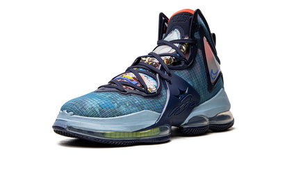 LeBron 19 Fast Food CZ0203 400