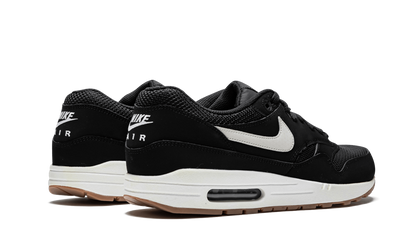 Air Max 1 Essential Black 537383 026