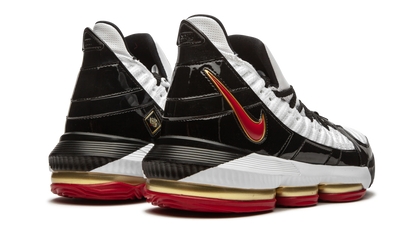 LeBron 16 Remix