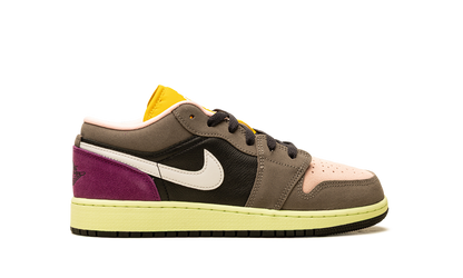 Air Jordan 1 Low GS Tokyo Bio Hack HQ2021 005