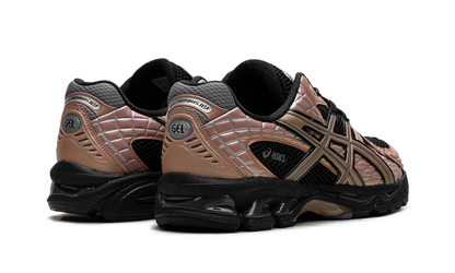 Gel-Nimbus 10.1 Black / Rose Gold 1203A761 001