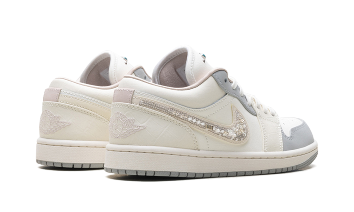 Air Jordan 1 Low WMNS Sail Soft Pearl IH7323 100