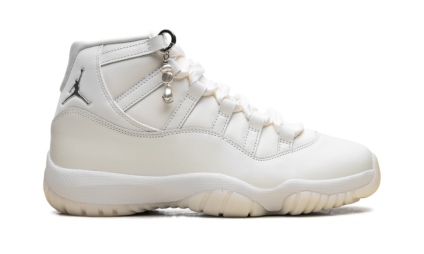 Air Jordan 11 WMNS Pearl AR0715 110