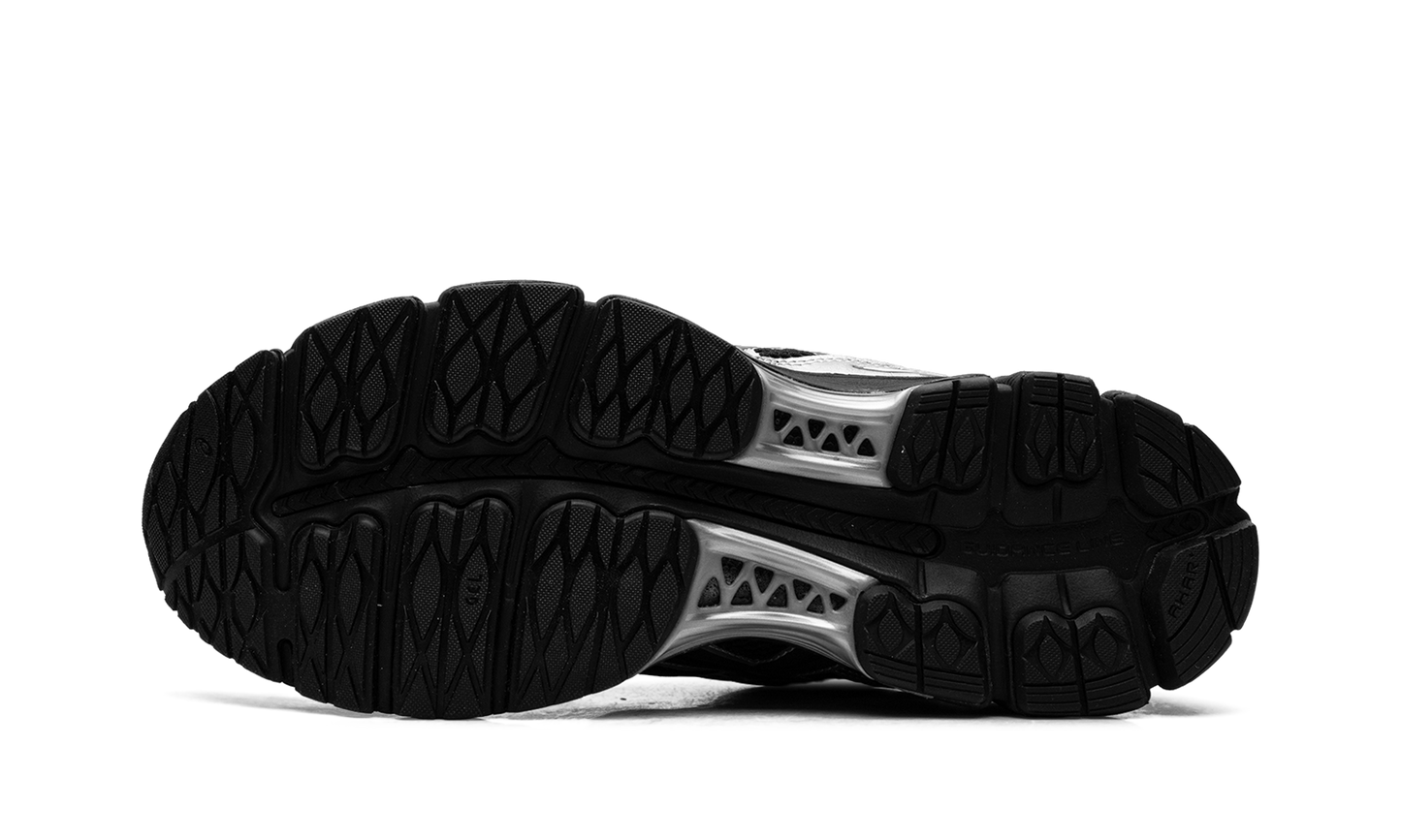 Gel-Kayano 12.1 Black Pure Silver 1203A759 001