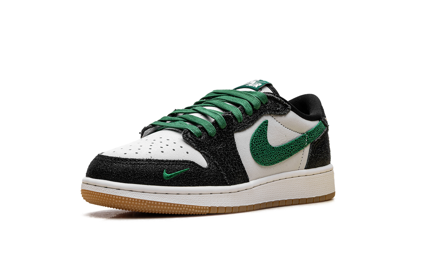 Air Jordan 1 Retro Low OG GS Forest Green IR2300 030