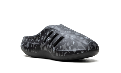 adiFOM IIInfinity Mule  Thug Club Core Black  KI0825