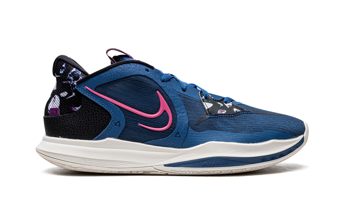 Kyrie 5 Low Precious Stones DJ6012 400