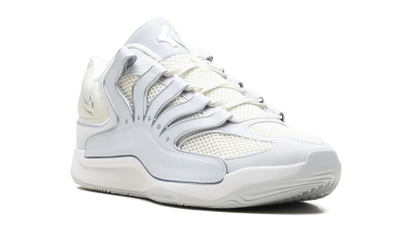 KD 18 Soft Pearl Metallic Silver HV1992 001