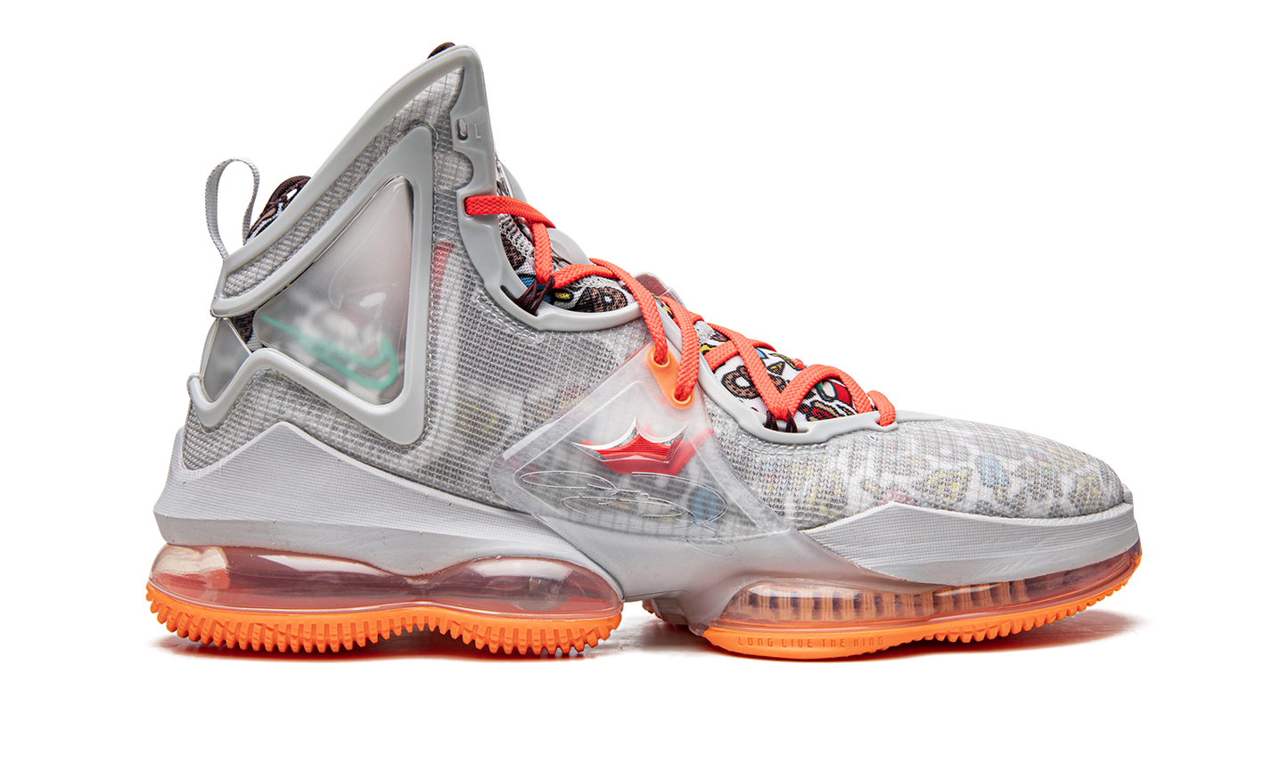 LeBron 19 Fast Food DC9339 001