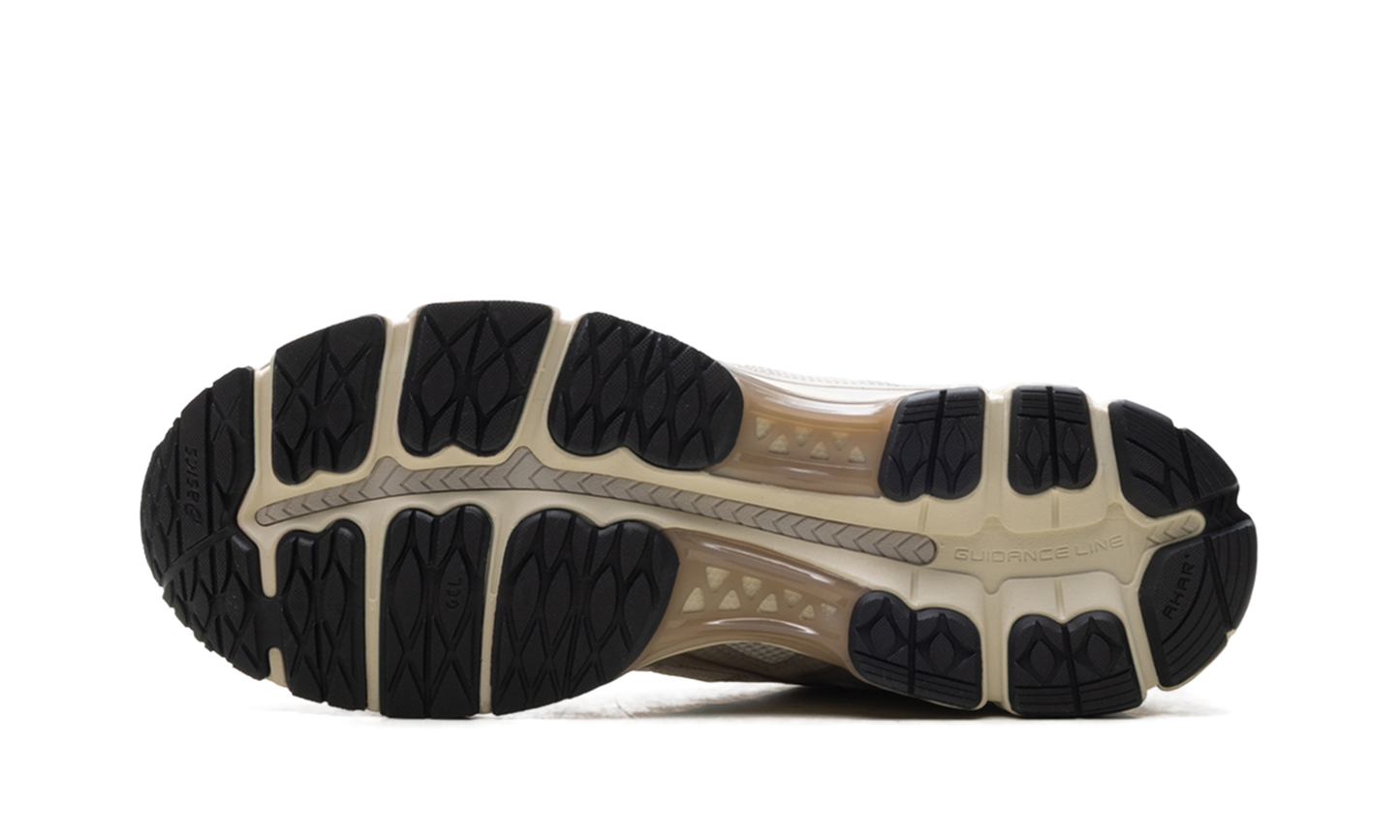 KITH x Gel-Kayano 12.1 Paragon 1203B144 100