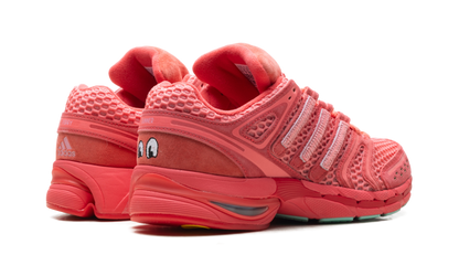 Adistar Control 5  Unheardof Pork Chop Piggy Runner 2.0 Steve-O  KJ8363