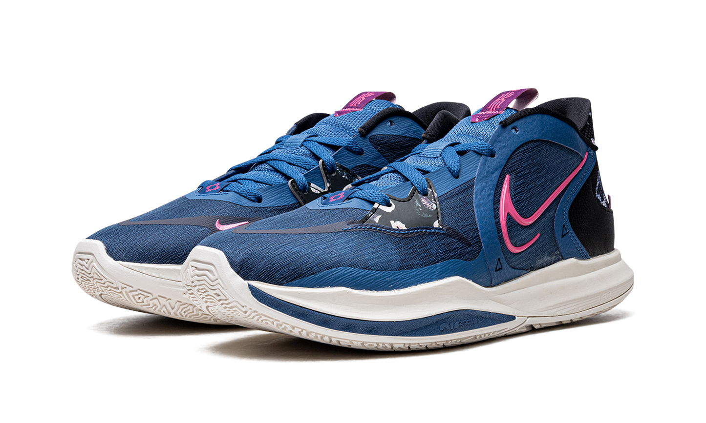 Kyrie 5 Low Precious Stones DJ6012 400
