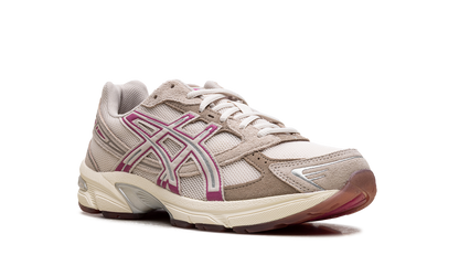 Gel-1130 WMNS Oatmeal Peyote 1202A527 250