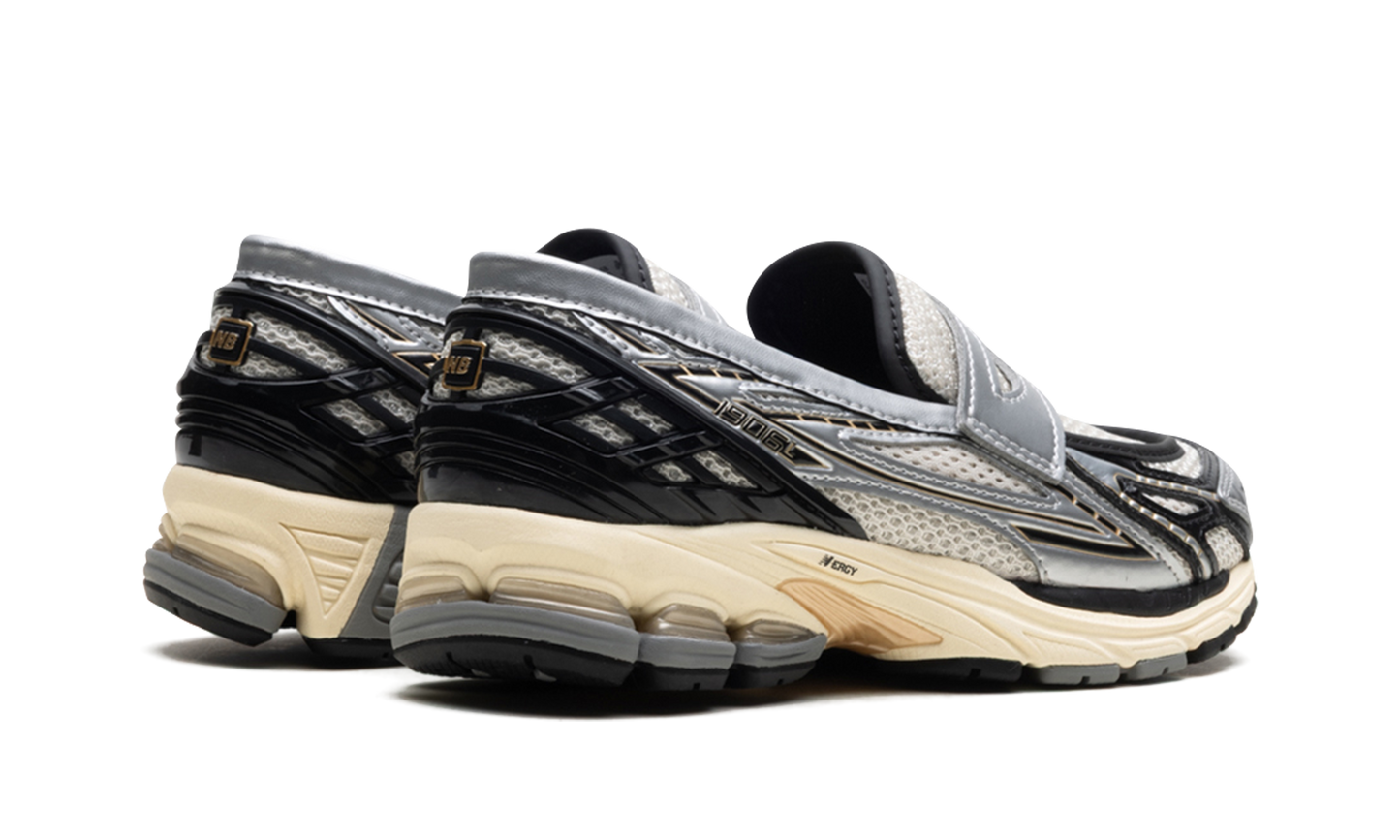 1906L Silver Metallic Cream U1906LOB