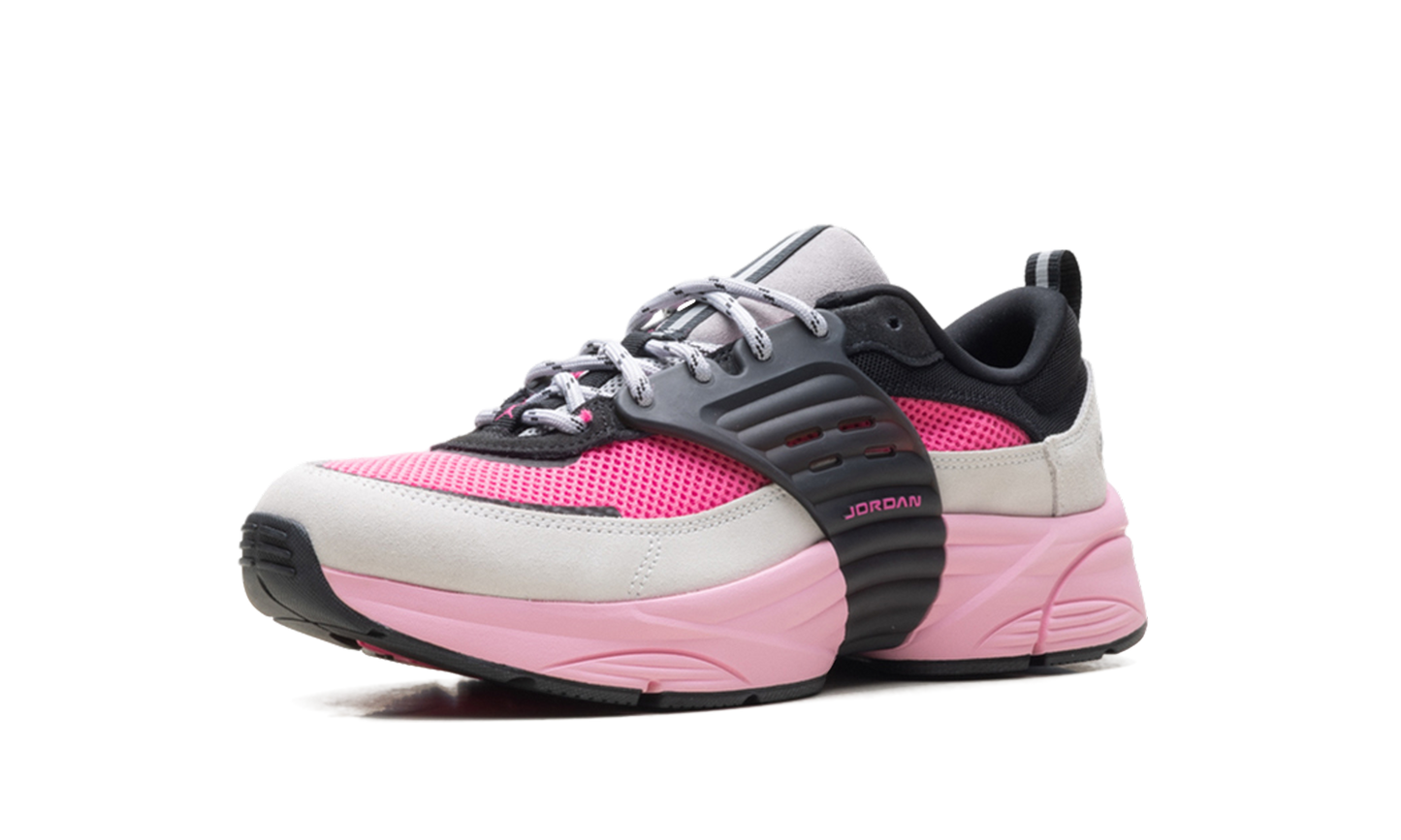 Jordan Trunner O/S Pink Blast IB3722 002