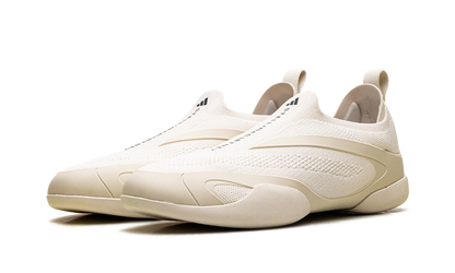 Taekwondo WMNS  Stella McCartney - Beige  JQ2976
