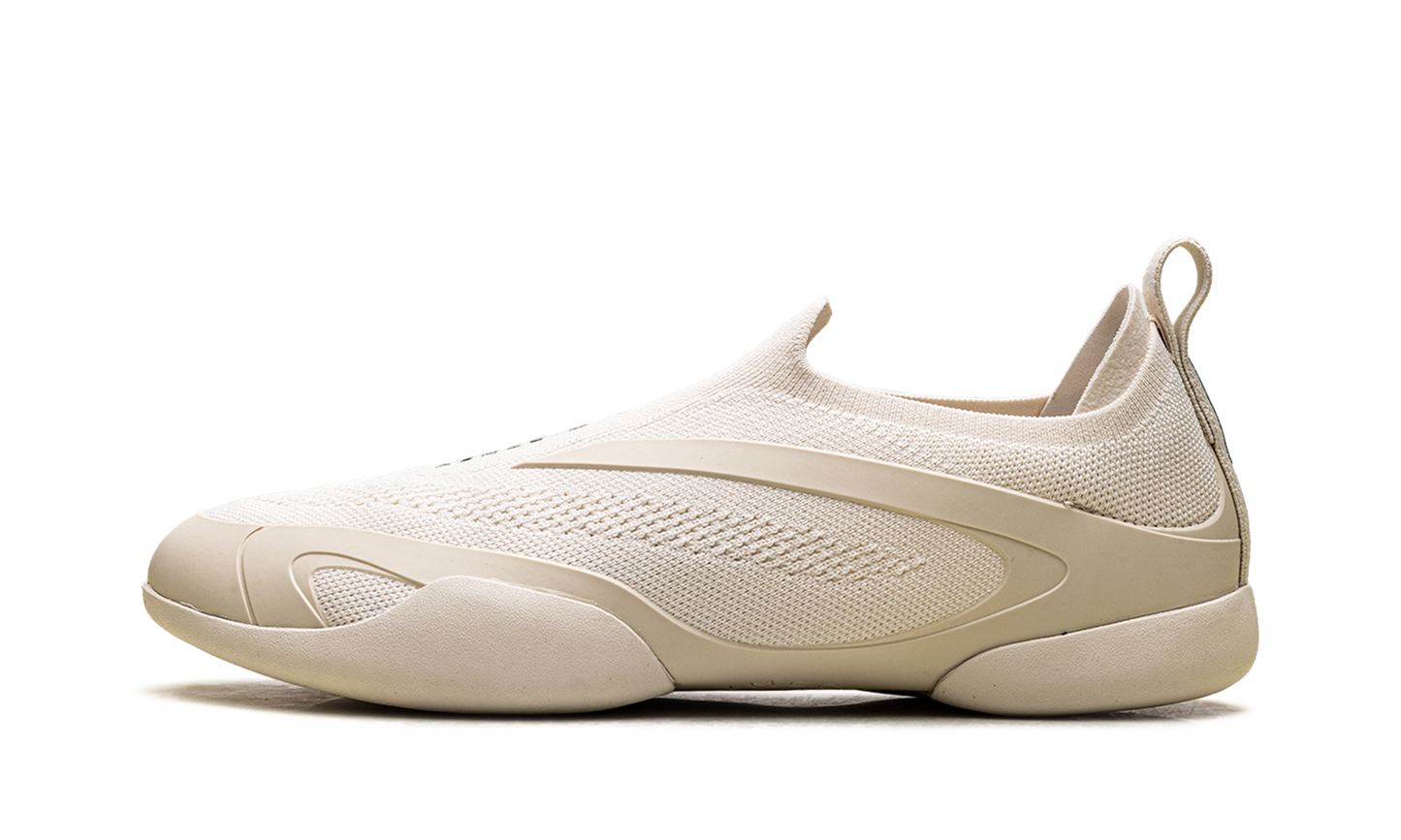 Taekwondo WMNS  Stella McCartney - Beige  JQ2976