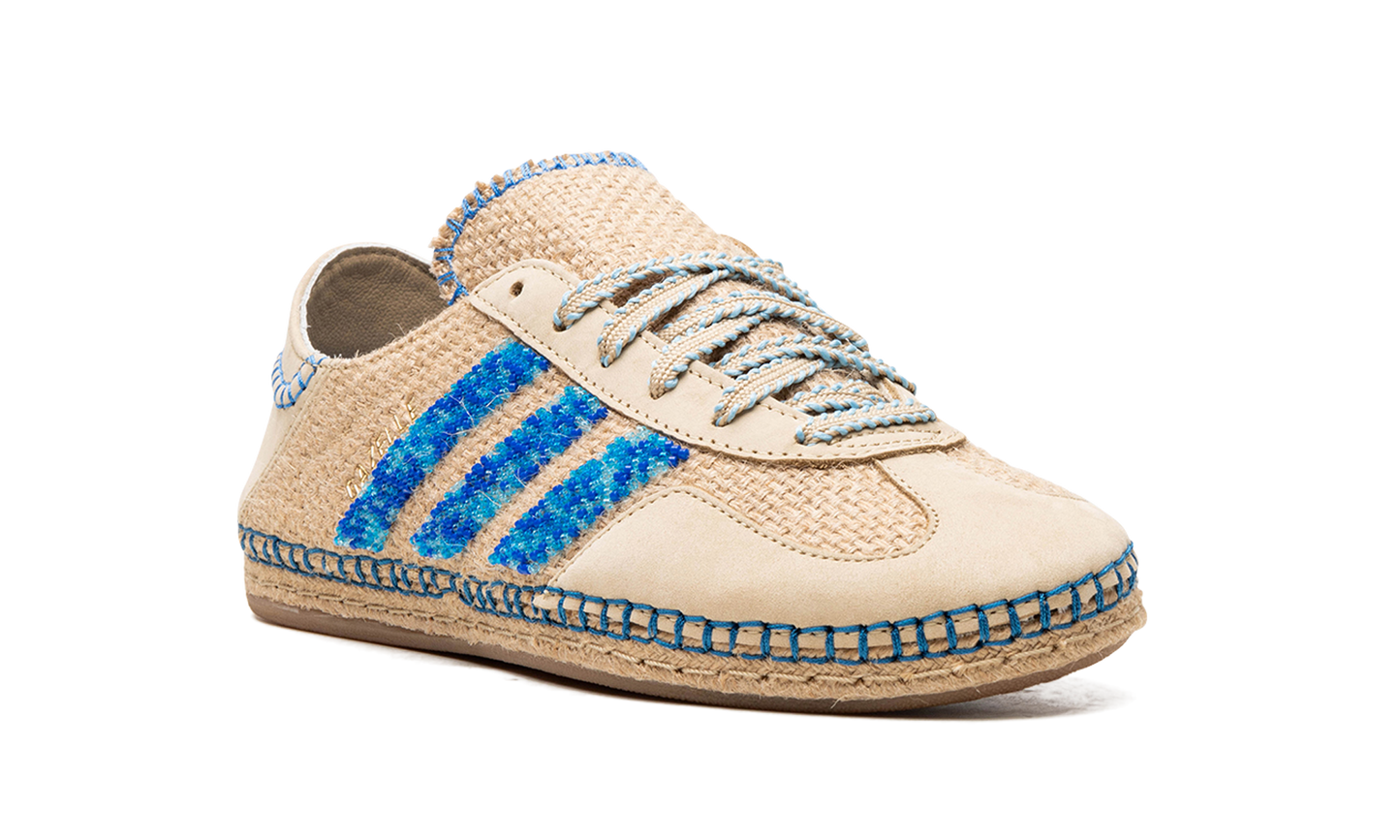 Gazelle  CLOT - Linen Khaki / Light Blue  IH3641