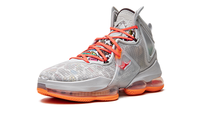 LeBron 19 Fast Food DC9339 001
