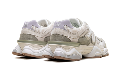 9060 Garter Snake / Pearl Grey U9060AUC