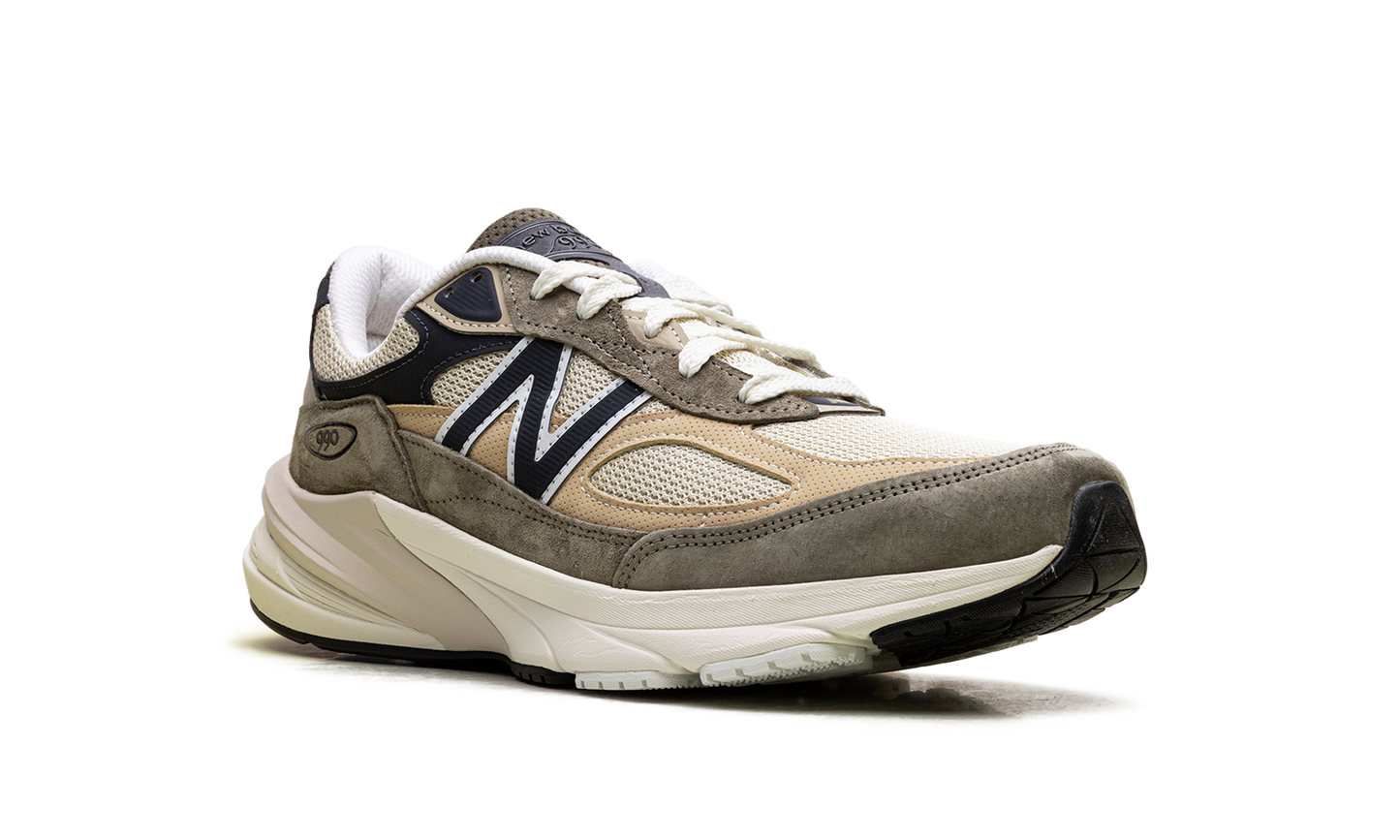 990v6 Made in USA - Dark Camo U990WO6