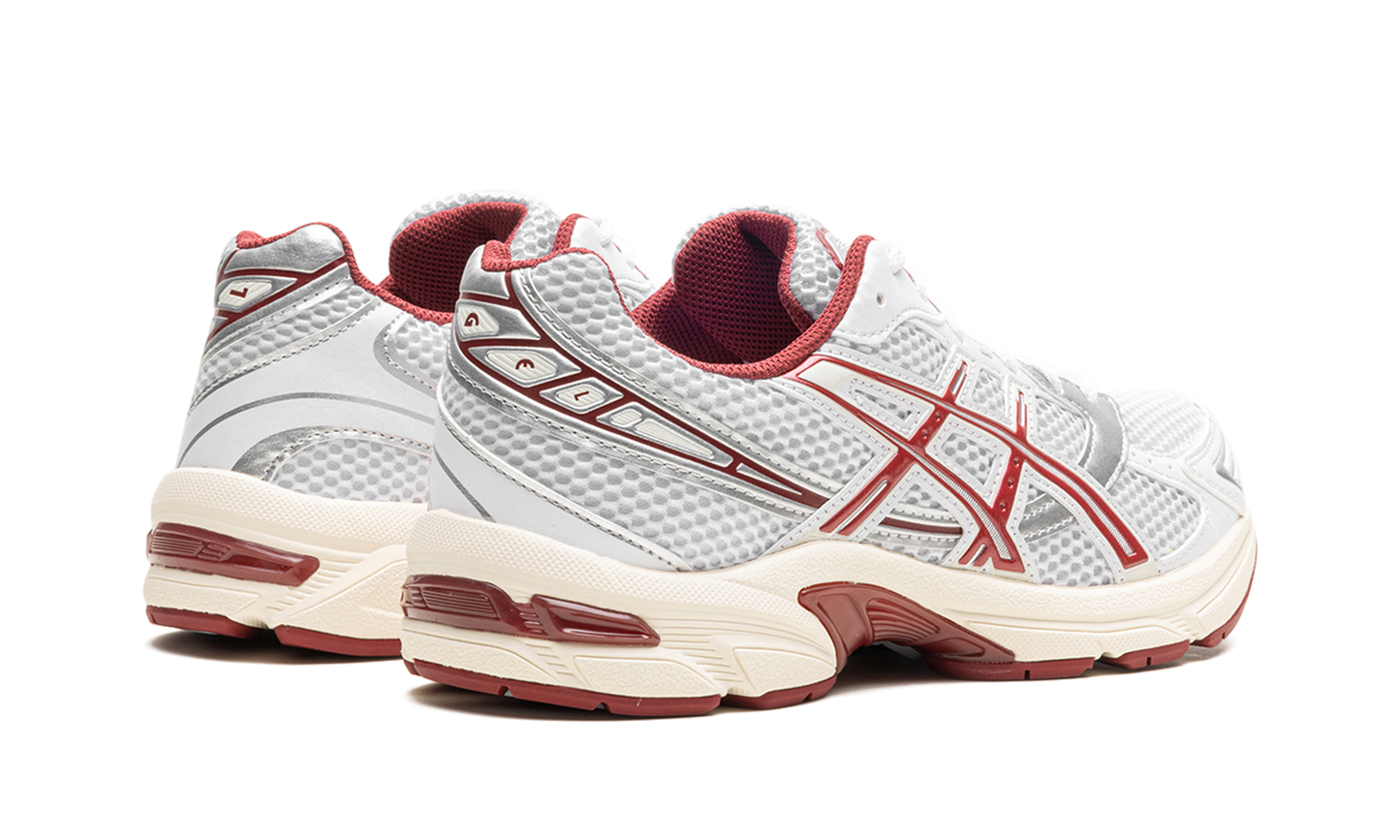 Gel-1130 WMNS Red Dahlia 1202A518 100