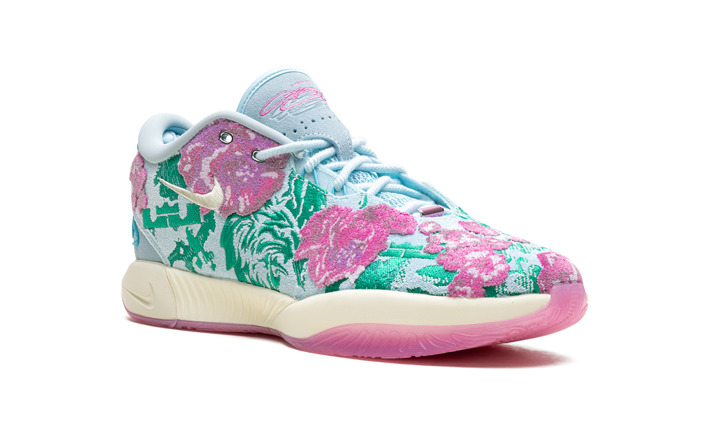 LeBron 21 Grandma's Couch - Pearl of Z FV7275 401
