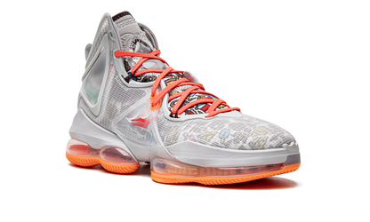 LeBron 19 Fast Food DC9339 001