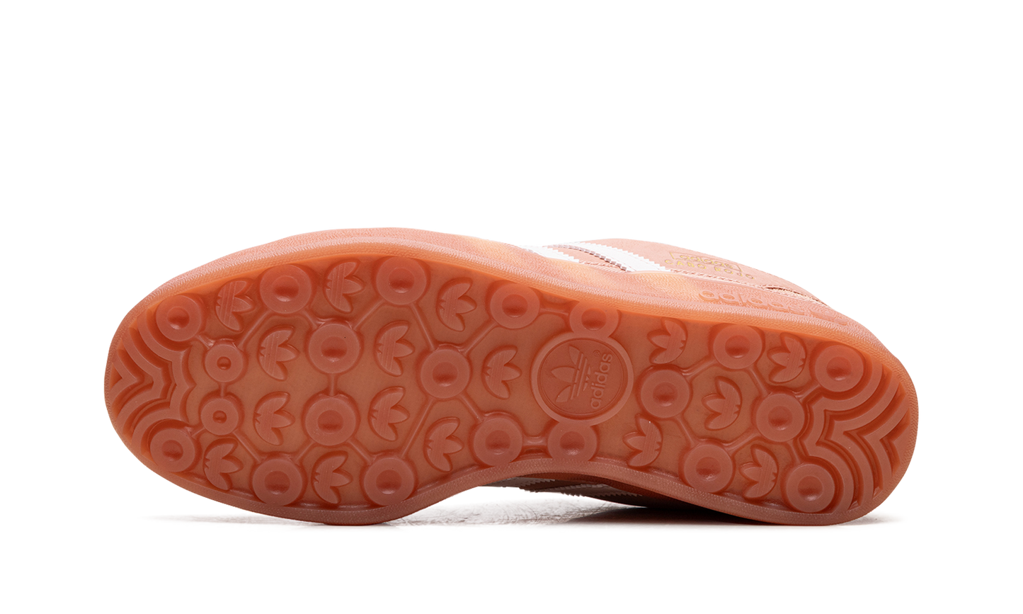 Gazelle Indoor  Bad Bunny - Cabo Rojo  JS5052