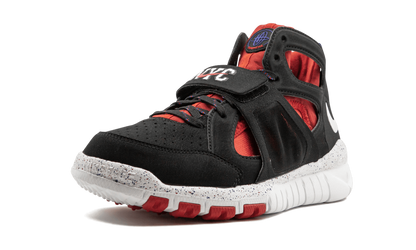 Huarache Free Shield BLACK/RED 559599 016