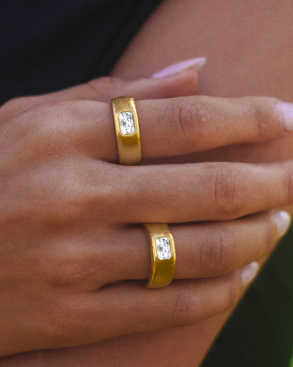 Hush Ring in Gold