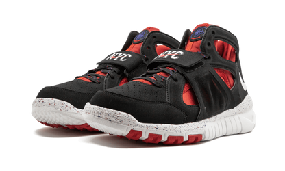 Huarache Free Shield BLACK/RED 559599 016