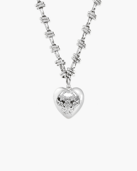 Secret Keeps Openable Heart Necklace in Silver