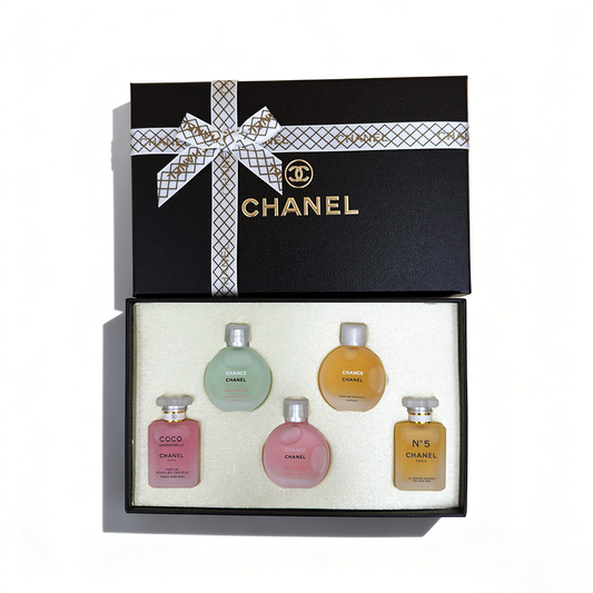 Chanel five-piece set of exfoliating samples