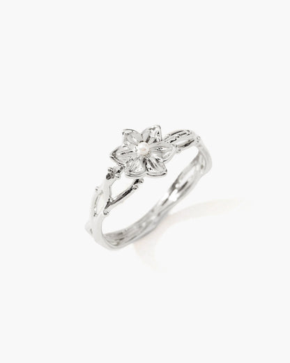 Victoria Ring in Silver