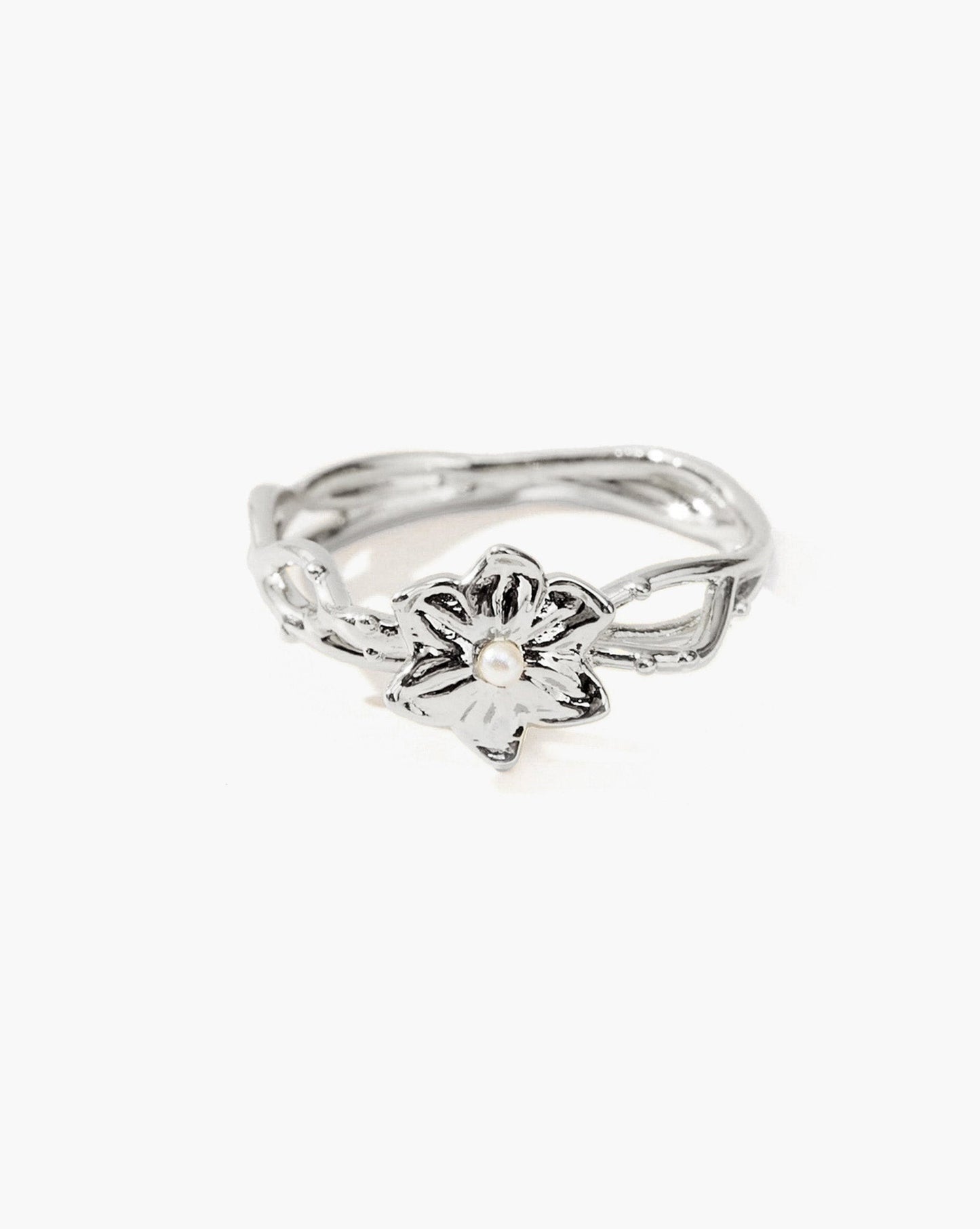 Victoria Ring in Silver