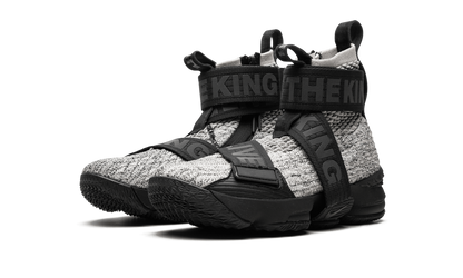 LeBron 15 Lifestyle Kith - Concrete AO1068 100