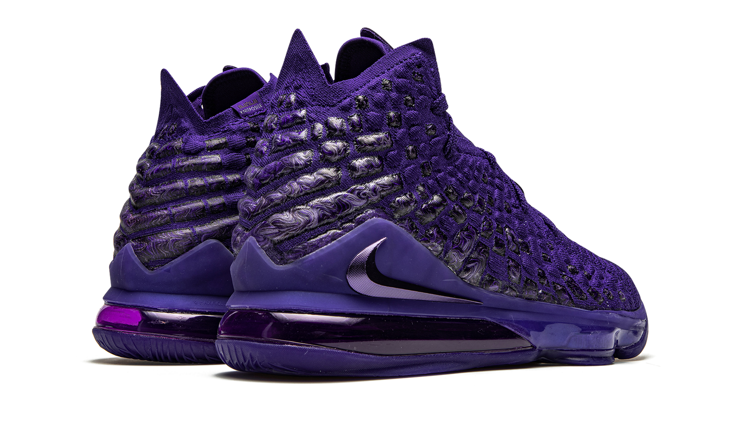Lebron 17 Bron 2K