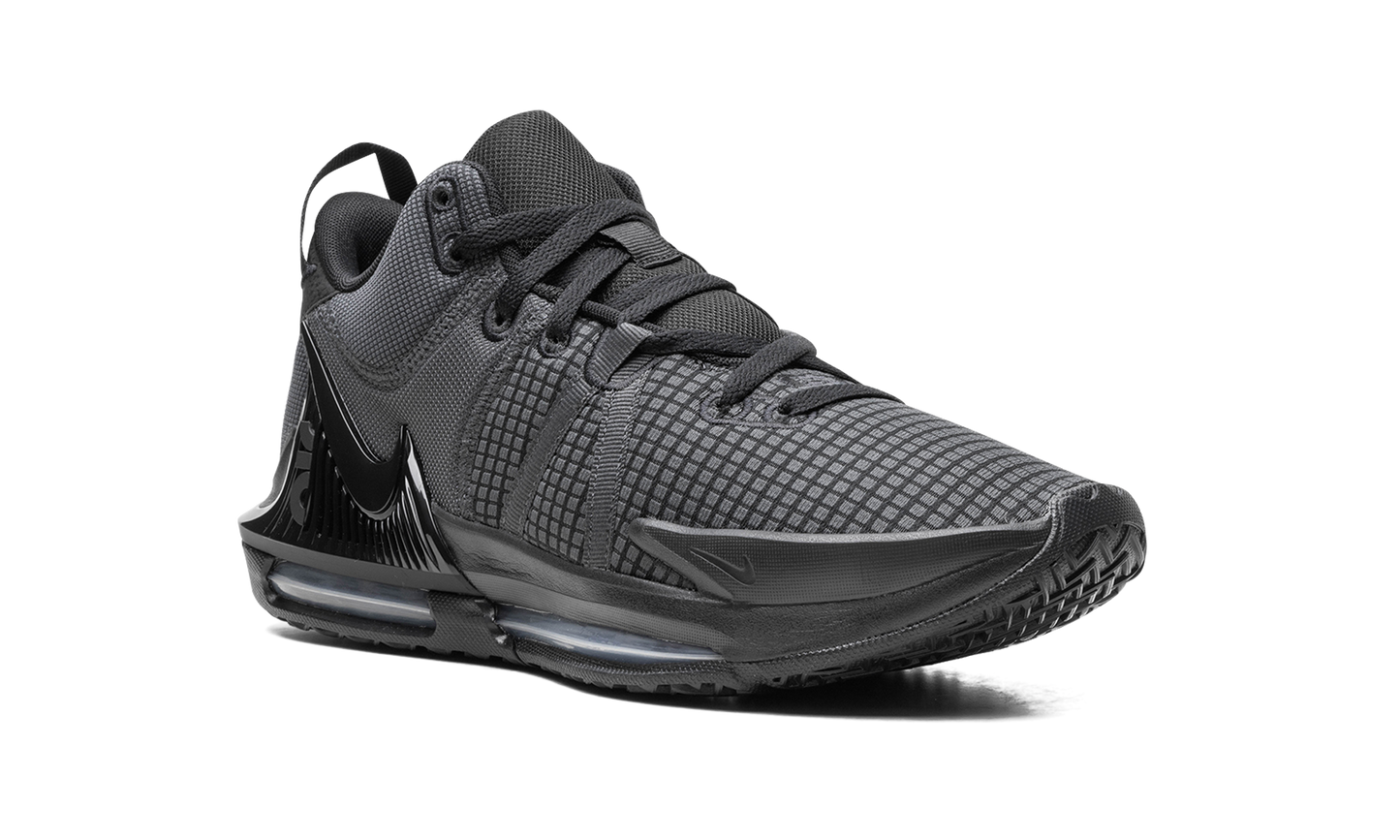 LEBRON WITNESS 7 Black DM1123 004