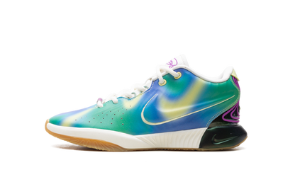 LeBron 21 GS Multi-Color FN4305 900