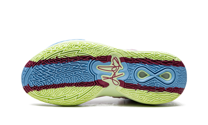 Kyrie 8 Infinity 1 World 1 People CZ0204 600