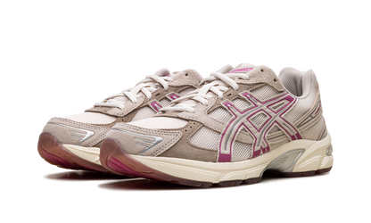Gel-1130 WMNS Oatmeal Peyote 1202A527 250