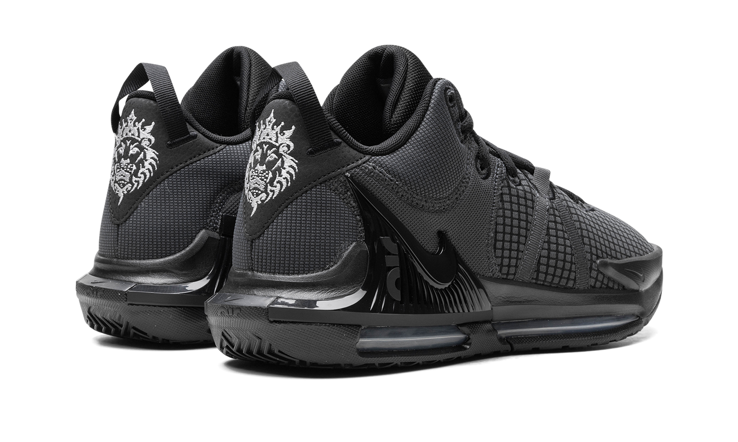 LEBRON WITNESS 7 Black DM1123 004